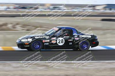 media/Jan-25-2025-CalClub SCCA (Sat) [[03c98a249e]]/Race 4/